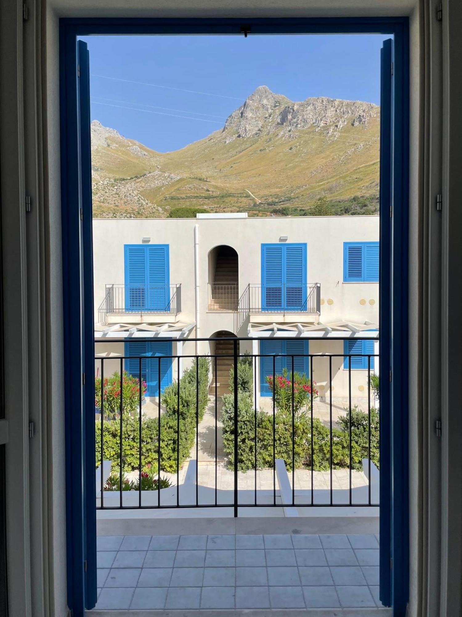 Cala Azzurra Macari Bed And Breakfast And Holidays House Exterior foto