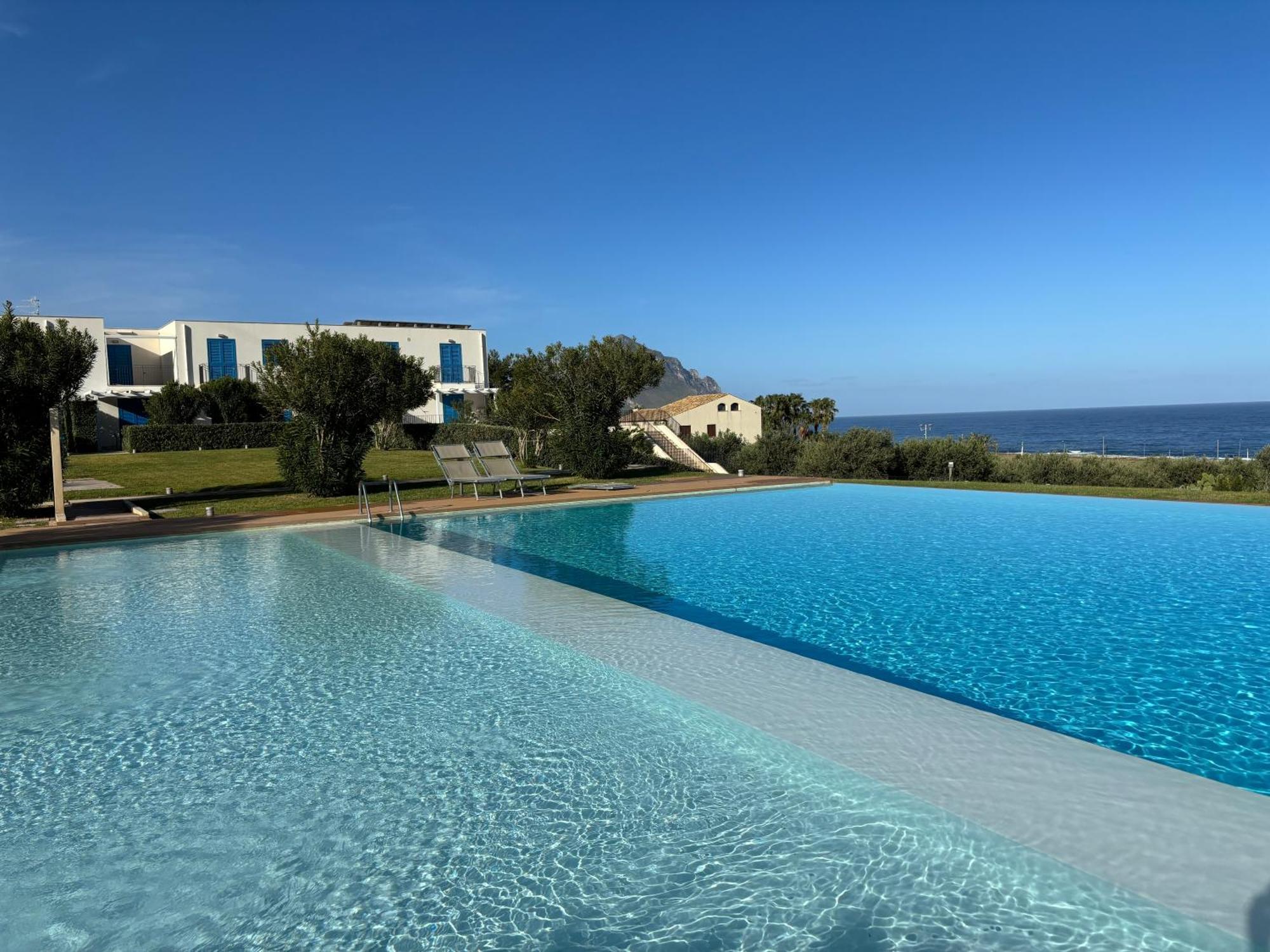 Cala Azzurra Macari Bed And Breakfast And Holidays House Exterior foto